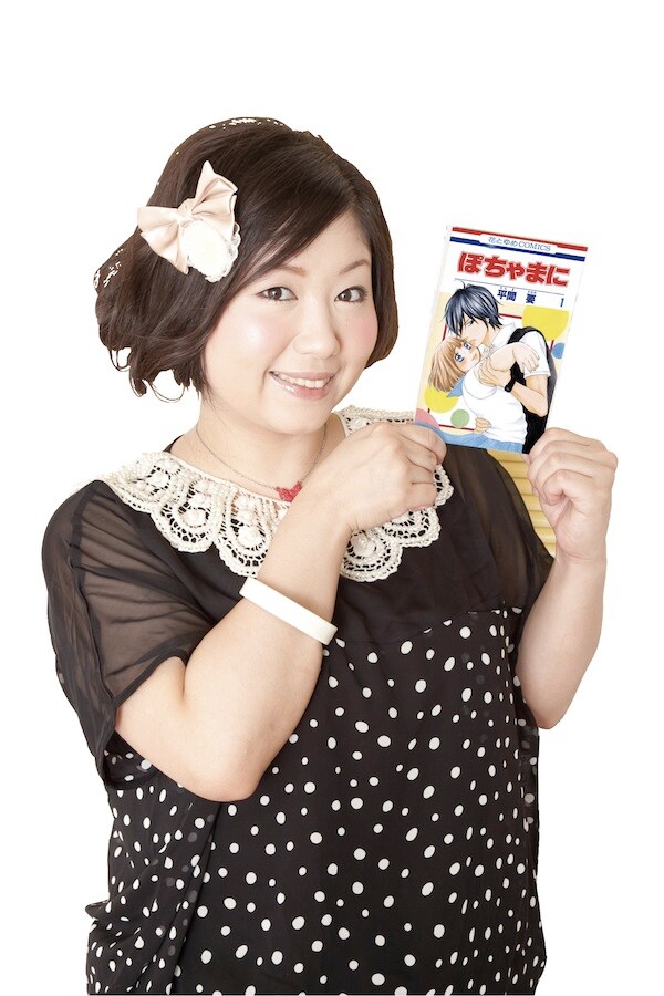 「ぽちゃまに」のPRをする馬場園梓。