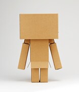 「ダンボール製 ダンボー工作キット」の完成品。(C)KIYOHIKO AZUMA/YOTUBA SUTAZIO