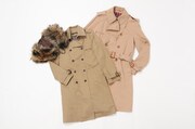 「サイ」のトレンチコート（左）と、「ミュラー オブ ヨシオクボ」のトレンチコート（右）。※画像はレディスのベースとなるコート。