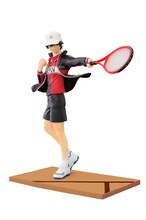 ダブルチャンスキャンペーンでプレゼントされる「越前リョーマフィギュア 俺は上に行くよ！ver.」。(C)許斐 剛／集英社・NAS・新テニスの王子様プロジェクト