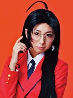 賈詡文和役の川上ジュリア。(C)2012 塩崎雄／ワニブックス／ダイス