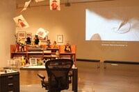 尾田栄一郎のデスクを再現。作画動画も上映されている。