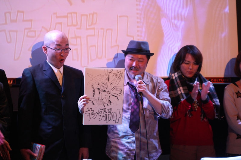 太田垣は「ガンダム サンダーボルト」の宣伝イラストを執筆。