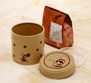 安野モヨコ「オチビサン」原画展、珈琲缶などの新グッズも