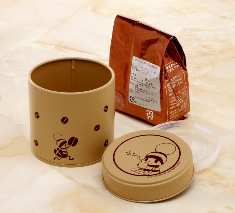「仲良し3人組の豆粒屋珈琲缶（オリジナルブレンド）」OCHIBISAN(C)ANNO MOYOCO