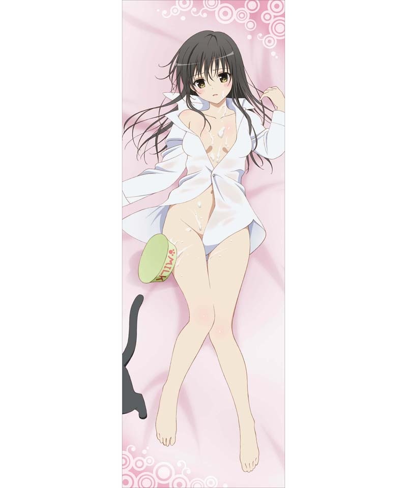 「ToLOVEる-とらぶる- ダークネス 古手川唯 描き下ろしスムース抱き枕カバー」オモテ (C)矢吹健太朗・長谷見沙貴／集英社・とらぶるダークネス製作委員会