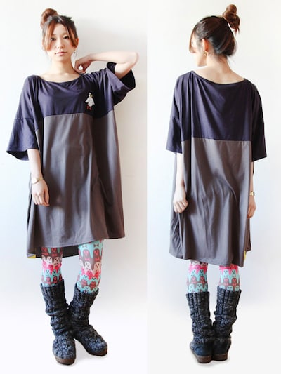 「よめバイ☆カラーワンピ」の濃紫×墨。価格は8800円。