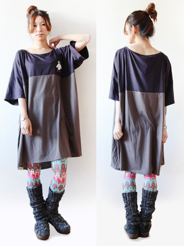 「よめバイ☆カラーワンピ」の濃紫×墨。価格は8800円。