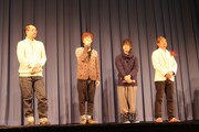 （左から）高橋敦史監督、神谷浩史、岡本信彦、木内秀信。