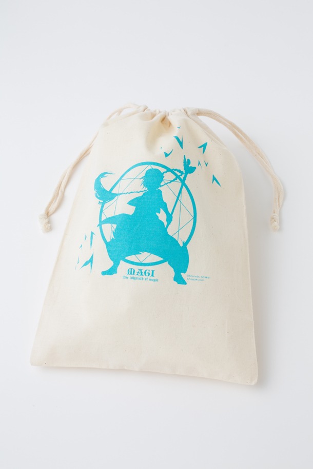「イベント限定!!マギ グッズセット」のグッズを収める巾着。