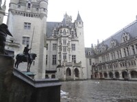 ピエールフォン城