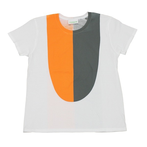 ニャンコ先生の模様を大胆にデイリーウェアに落とし込んだTシャツ。※デザインは作成中のものです。（c）緑川ゆき/白泉社