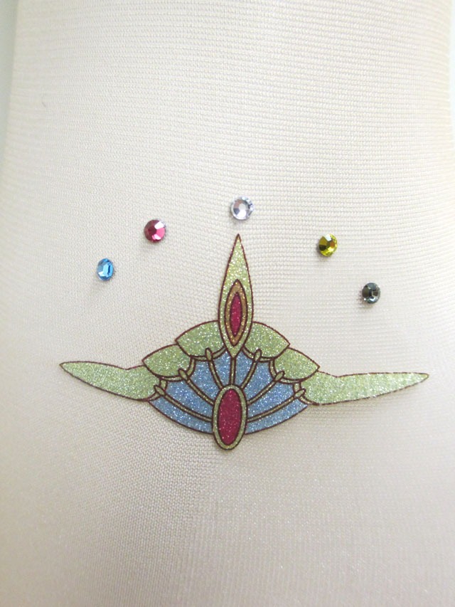 「『マギ』福助コラボタトゥーストッキング」のシンドバッド柄。(C)大高忍／小学館・マギ製作委員会・MBS