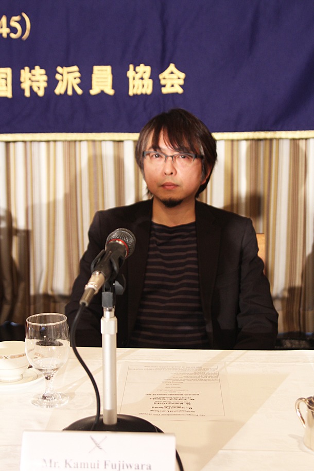 藤原カムイ