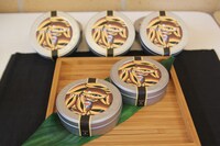 ルピシアと共同開発した、どら焼きフレーバー紅茶。カフェのテイクアウトコーナーにて購入できる。(C)Fujiko-Pro