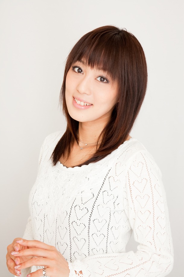 佐伯奈々子役の日笠陽子。