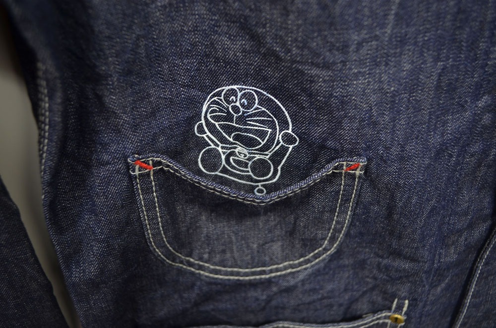 「ドラえもん」デニムカバーオール(C)Fujiko-Pro,Shogakukan,TV-Asahi,Shin-ei,and ADK