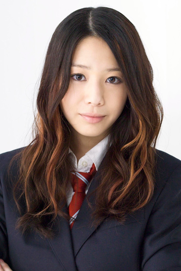 平野美由紀役の夏帆。