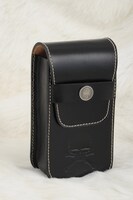 本革製マルチケース