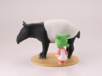 「よつばとしろとくろのどうぶつ」第2弾より、「よつばとマレーバク」。(C)KIYOHIKO AZUMA/YOTUBA SUTAZIO