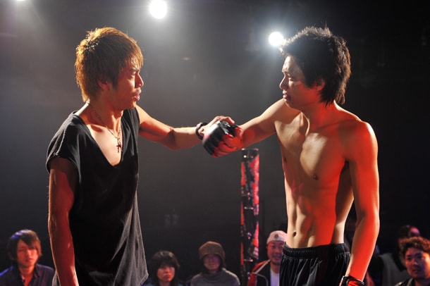 「GTO 完結編～さらば鬼塚！卒業スペシャル～」の場面写真。