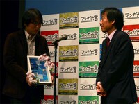 左が「銀の匙 Silver Spoon」の担当編集者・坪内氏、右が「海街diary」担当編集者の真島氏。