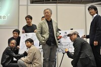 「SHORT PEACE」製作発表会見にて。