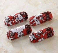 「四季てぬぐいメガネケース」 OCHIBISAN (c) MOYOCO ANNO