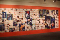 「キャラクターウォール」では、約500余りの登場人物を一挙紹介。