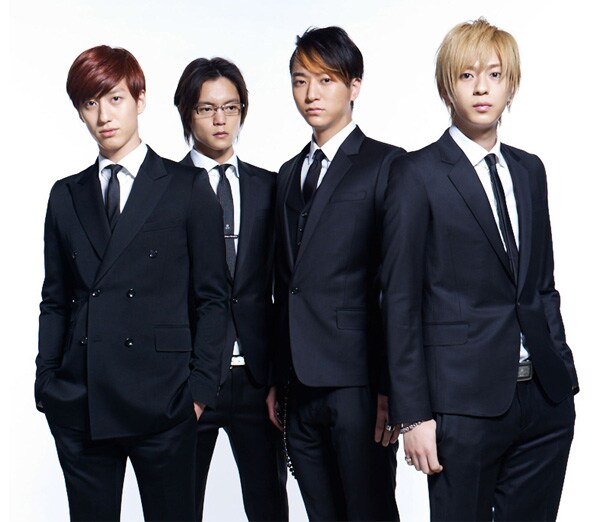 CRUDE PLAYを演じる4名。左から大野薫役の水田航生、篠原心也役の窪田正孝、矢崎哲平役の浅香航大、坂口瞬役の三浦翔平。