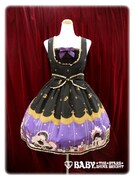 明日美子×ロリータブランドのドレス、2体のドールを描く