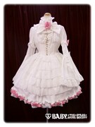 ミルクティードールの服を立体化した「ミルクティードール ドレス」。