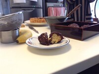 「泥まんじゅう」作成の様子。