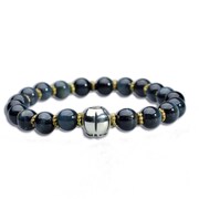 ストーンブレスレット「レラレラレラレラ♪」(C)LUCKY LAND COMMUNICATIONS / SHUEISHA