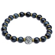 ストーンブレスレット「レラレラレラレラ♪」(C)LUCKY LAND COMMUNICATIONS / SHUEISHA