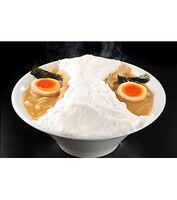 二丁目つけめんGACHIの「変態仮麺」。