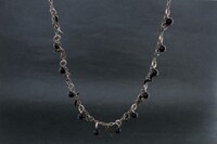 「マギ 黒ルフ ネックレス」(C)大高忍／小学館・マギ製作委員会・MBS