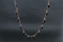 「マギ 黒ルフ ネックレス」(C)大高忍／小学館・マギ製作委員会・MBS