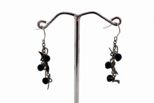 「マギ 黒ルフ ピアス」(C)大高忍／小学館・マギ製作委員会・MBS