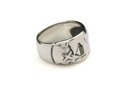 「ゆのシルバーリング」(C)蒼樹うめ・芳文社／ひだまり荘管理組合