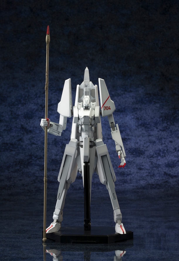 プラモデル「一七式衛人 白月改 継衛」(C)弐瓶勉／講談社