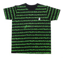 「オラオラボーダーT」ヴィレッジヴァンガード限定のブラック×ネオングリーン。(C)荒木飛呂彦＆LUCKY LAND COMMUNICATIONS／集英社