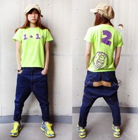 「知能」のライムグリーン。