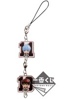 I賞「メタルチャームストラップ」のうち1種。(C)藤巻忠俊／集英社・黒子のバスケ製作委員会