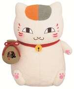 A賞「ニャンコ先生ぬいぐるみ」(c)緑川ゆき・白泉社/「夏目友人帳」製作委員会