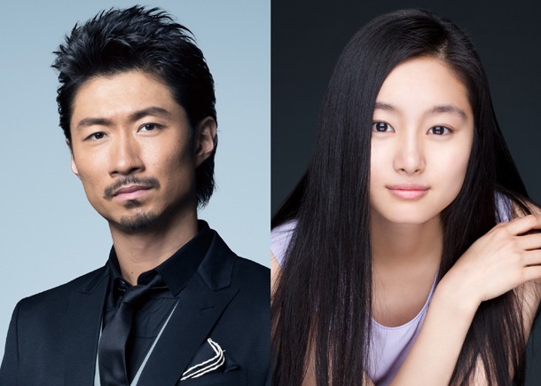写真左から眞木大輔、忽那汐里。