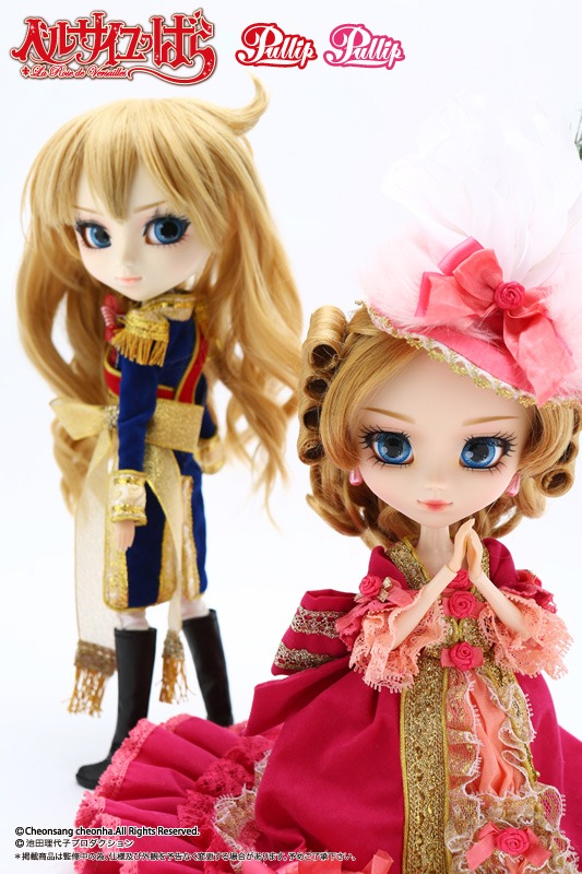 オスカルとマリー・アントワネットのドール。(C)Cheonsang cheonha.All Rights Reserved. (C)池田理代子プロダクション