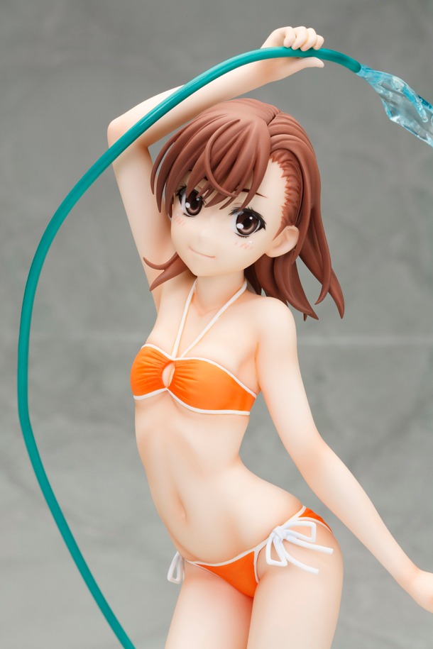 「『とある科学の超電磁砲S』御坂美琴 水遊びフィギュア アニメVer.」。全高は約28㎝。