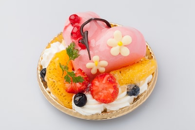 「モモケーキ」