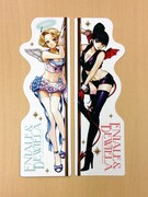 初版特典のしおり。エニエルとデヴィエラが表と裏に描かれている。